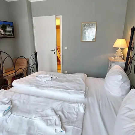 Maria By Rujana Apartment *